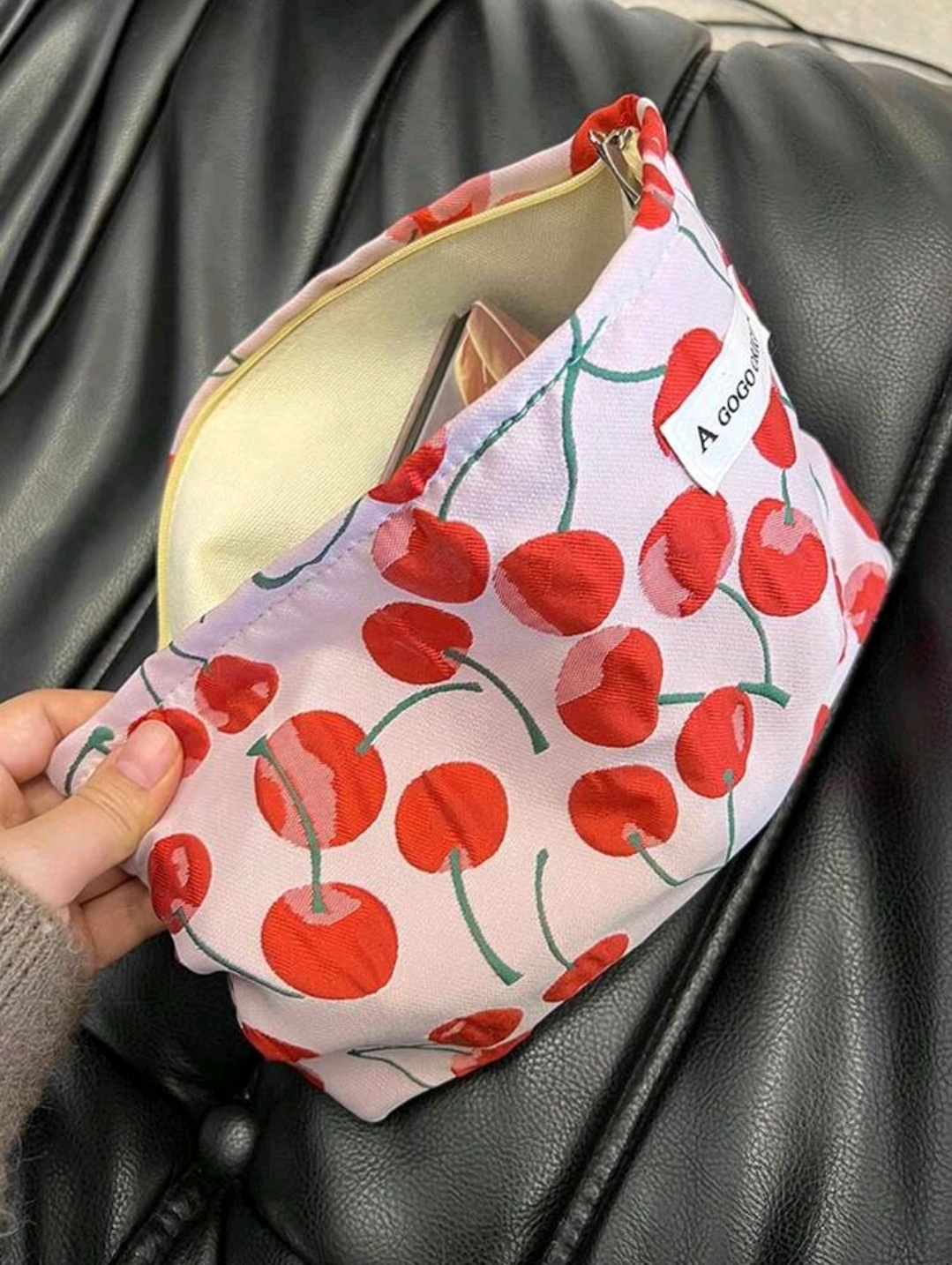 NECESER CEREZAS