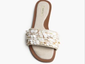 SANDALIA CONCHAS